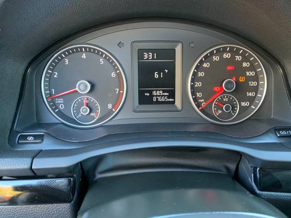 ONLY 87,000 Miles!!! ★ 2010 VW JETTA SE / 5 SPEED Manual - cars &... for sale in Poughkeepsie, NY – photo 11