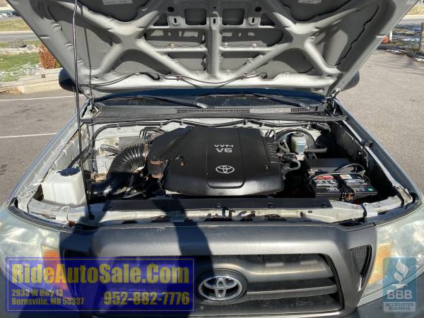 2006 Toyota Tacoma Extended cab 4dr 4x4 4.0 V6 6 speed manual - cars... for sale in Burnsville, MN – photo 22