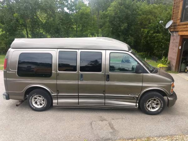 2000 Chevy 1500 Conversion Van - cars & trucks - by owner - vehicle... for sale in Cadiz, WV – photo 2