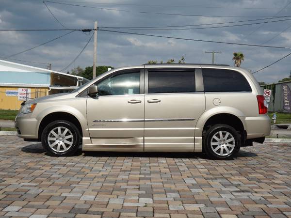 2013 Chrysler Town & Country 4dr Wagon Touring for sale in Bradenton, FL – photo 9