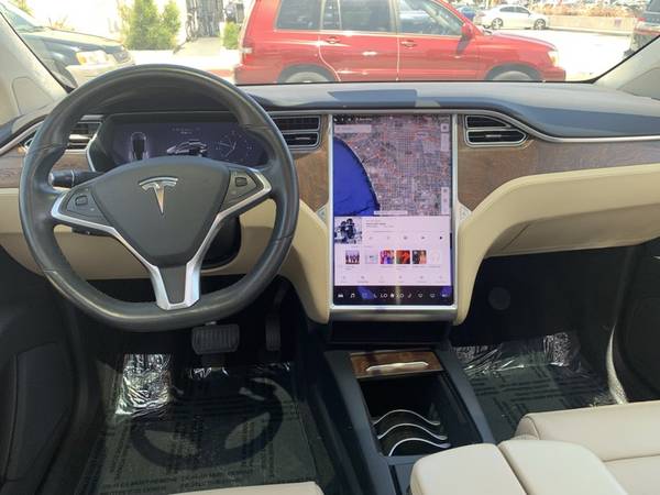 2017 Tesla Model X 90D suv for sale in INGLEWOOD, CA – photo 16