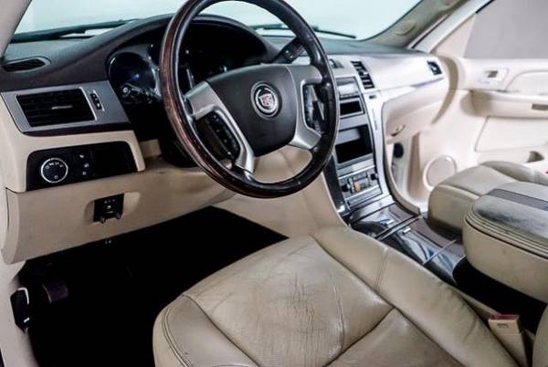 2007 Cadillac Escalade PRICED TO SELL and FUN TO DRIVE!! for sale in Dallas, TX – photo 16