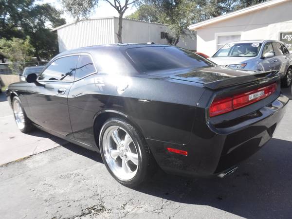 2010 Dodge challenger RT Hemi Classic - cars & trucks - by dealer -... for sale in New Port Richey , FL – photo 5