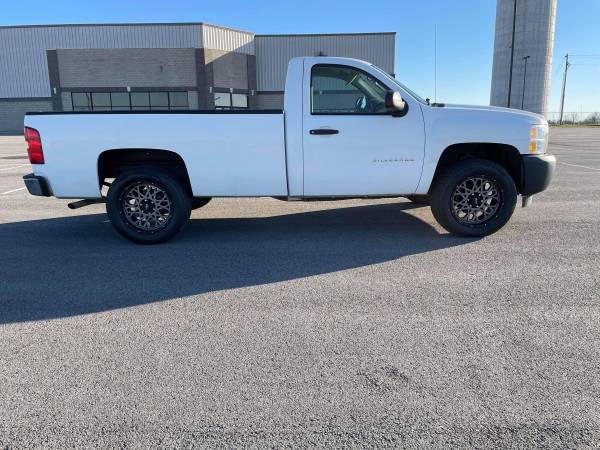 2011 Chevrolet Silverado 1500-GREAT TRUCK-CLEAN TITLE - cars & for sale in Mount Washington, KY – photo 6