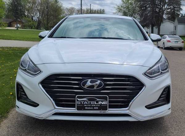 2018 Hyundai Sonata SEL CLEAN - - by dealer for sale in Mabel, MN – photo 2