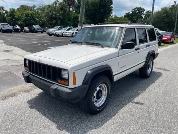 1999 Jeep Cherokee suv 4 0 6 cylinder rust free - - by for sale in Deland, FL – photo 7