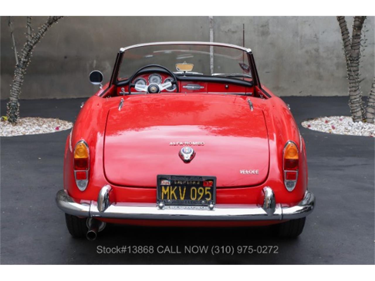 1965 Alfa Romeo Giulia Spider Veloce for sale in Beverly Hills, CA – photo 5