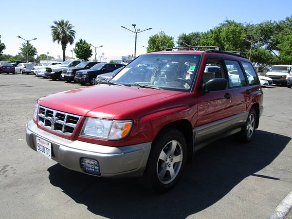 1999 Subaru S AWD - CLEAN INTERIOR - RECENTLY SMOGGED - HEATED SEATS for sale in Sacramento , CA – photo 2