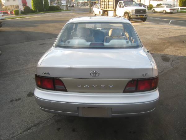 1996 TOYOTA CAMRY LE - 1 OWNER - - by dealer - vehicle for sale in East Meadow, NY – photo 6