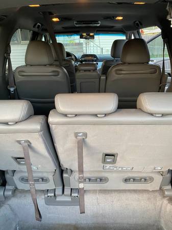 2009 Honda Odyssey EX-L - cars & trucks - by owner - vehicle... for sale in Sioux City, IA – photo 4