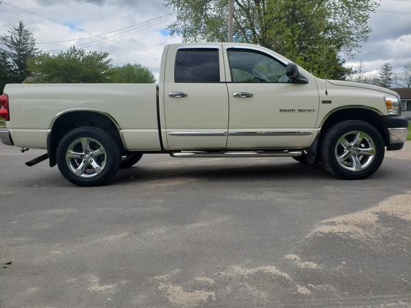 2007 Dodge Ram 1500 ST Quad Cab for sale in New London, WI – photo 6