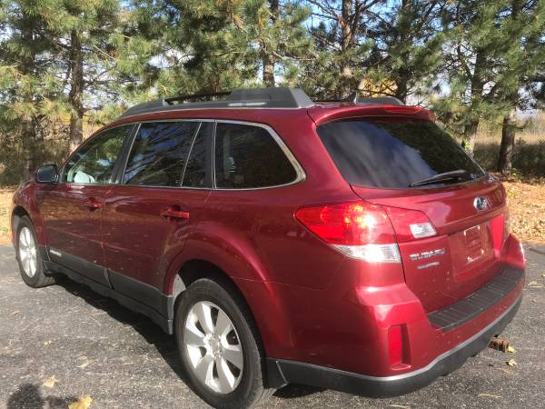 2011 SUBARU OUTBACK 3.6 LTD AWD BACKUP CAM BLUETOOTH ROOF CLEAN! for sale in Minneapolis, MN – photo 3