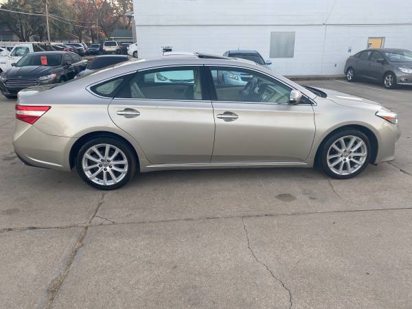 2013 Toyota Avalon XLE *55K Low-Miles!* Loaded! - cars & trucks - by... for sale in Lincoln, NE – photo 9