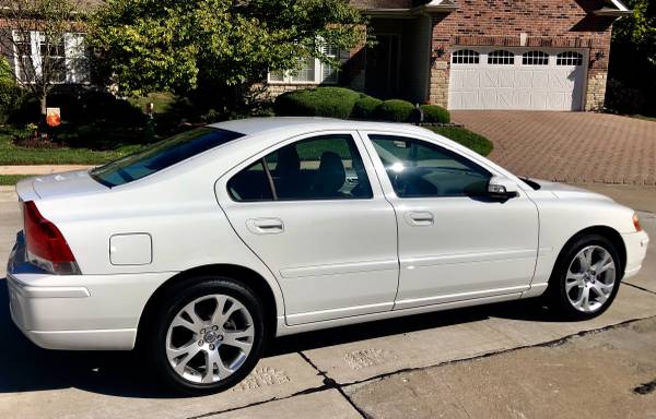 2009 Volvo S60 AWD (All WheelDrive) "Only 102K" - Extremely Clean for sale in St. Charles, MO – photo 9