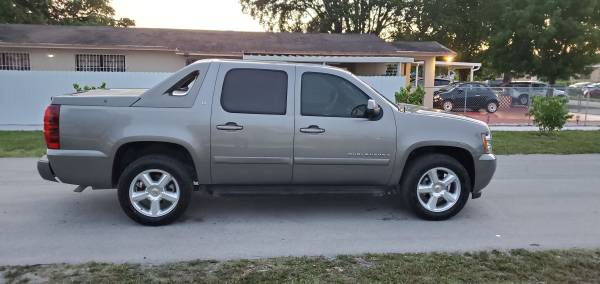 chevrolet avalanche for sale in Hialeah, FL – photo 6