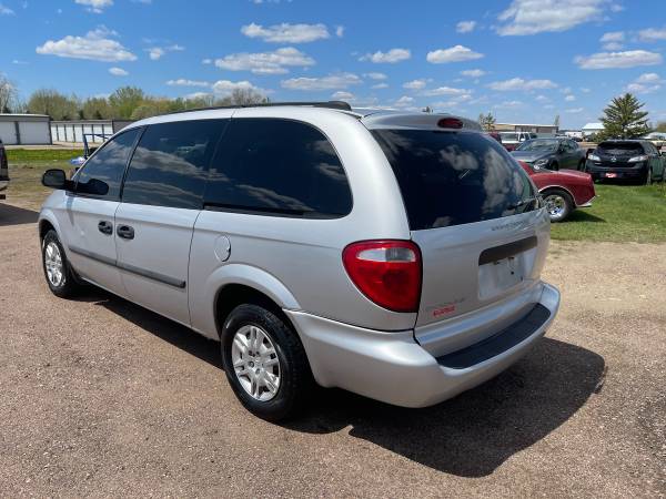 2005 Dodge Grand Caravan SE - - by dealer - vehicle for sale in Sioux Falls, SD – photo 8