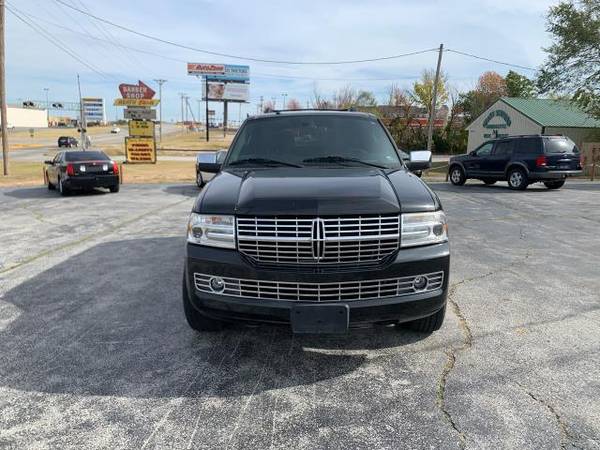 2010 Lincoln Navigator 4WD - cars & trucks - by dealer - vehicle... for sale in Jopin, MO – photo 3