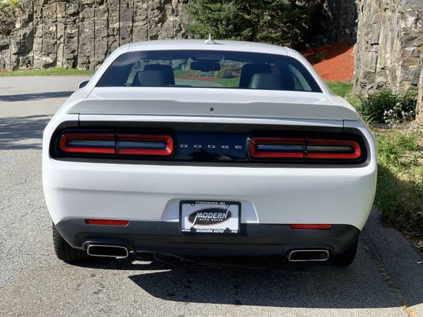 2015 Dodge Challenger R/T - cars & trucks - by dealer - vehicle... for sale in Tyngsboro, MA – photo 13
