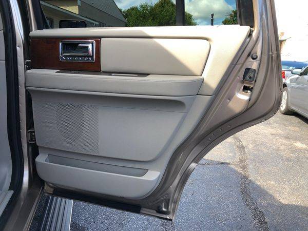 2014 Lincoln Navigator Ultimate 4WD CALL OR TEXT TODAY! for sale in Cleveland, OH – photo 22