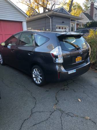 2013 Toyota Prius V Hybrid - cars & trucks - by owner - vehicle... for sale in Grandview On Hudson, NY – photo 9