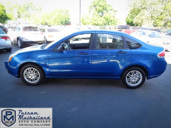 2010 Ford Focus SE - - by dealer - vehicle for sale in Chico, CA – photo 6