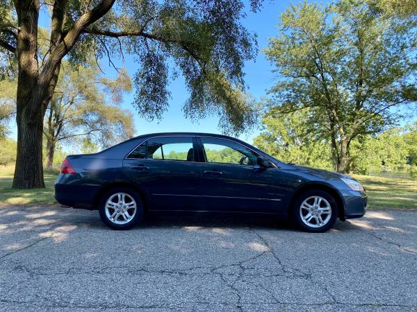 2006 HONDA ACCORD EX *** SUNROOF *** HEATED LEATHER *** CLEAN!!! -... for sale in Hudsonville, MI – photo 6