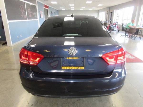 2012 Volkswagen Passat TDI SE - Try - - by dealer for sale in Farmington, IL – photo 4