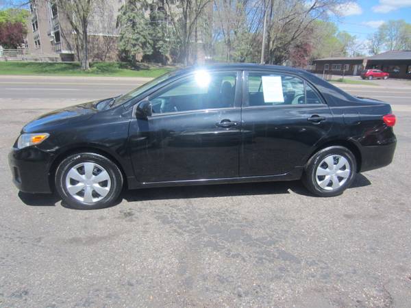 2013 Toyota Corolla Manual Transmission New Tires AUX Great for sale in Anoka, MN – photo 2