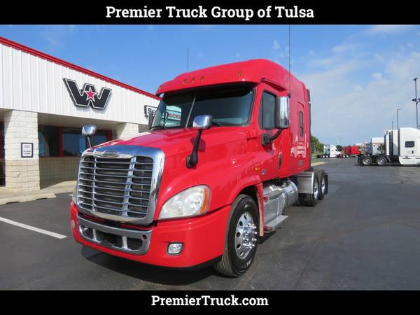 2016 *Freightliner* *Cascadia* *Mid Roof* Red for sale in Tulsa, OK