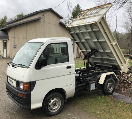 1996 Daihatsu Hijet Dump Mini Truck 4wd 5 Speed - - by for sale in alstead, NH – photo 2