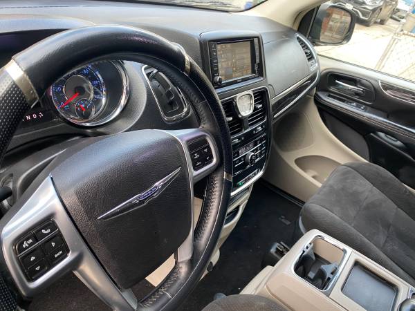 2013 Chrysler town & country - cars & trucks - by owner - vehicle... for sale in Rego Park, NY – photo 2