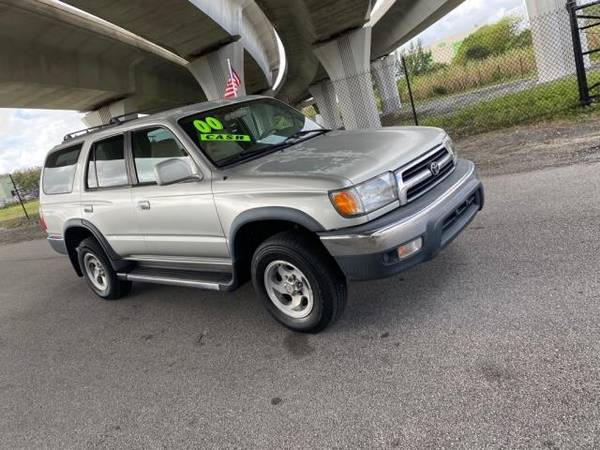 2000 Toyota 4Runner SR5 2WD - cars & trucks - by dealer - vehicle... for sale in West Palm Beach, FL – photo 11