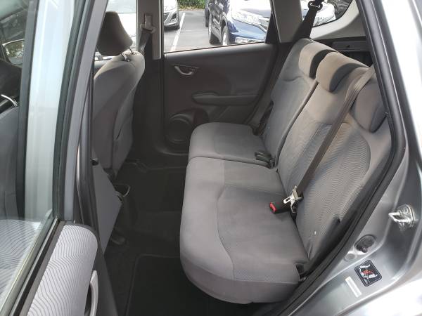 > 2010 Honda Fit HB 1-OWNER! 5-SPD MANUAL 96K M. TRADE-IN'S WELCOME!... for sale in Sunnyvale, CA – photo 5