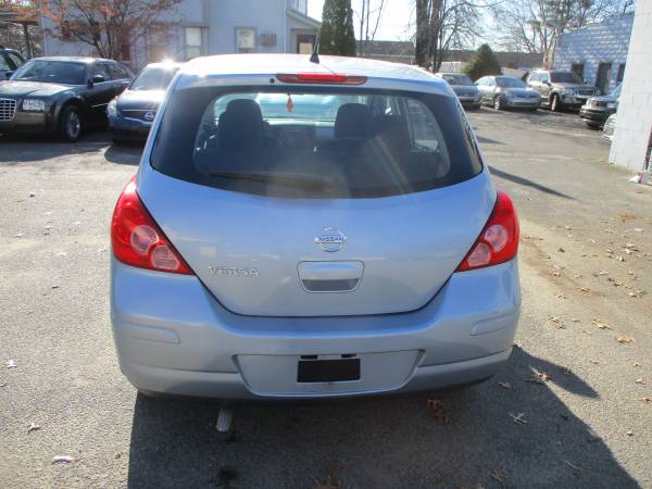 NISSAN 2011 VERSA SUPER CLEAN GAS SAVER LOW MILES - cars & trucks -... for sale in Springfield, MA – photo 3