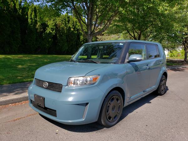 2008 Toyota scion xb 5 speed manual transmission low miles very nice for sale in Portland, OR – photo 8
