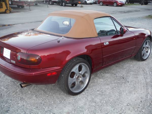 97 MAZDA MIATA CONVERTIBLE - cars & trucks - by dealer - vehicle... for sale in Wilmington, NC – photo 2