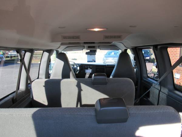 2020 GMC Savana 3500 12 Passenger Van-2 8L DURAMAX DIESEL - cars & for sale in Chesapeake , VA – photo 14