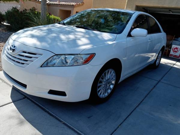 Toyota camry LE ) for sale in Las Vegas, NV – photo 8
