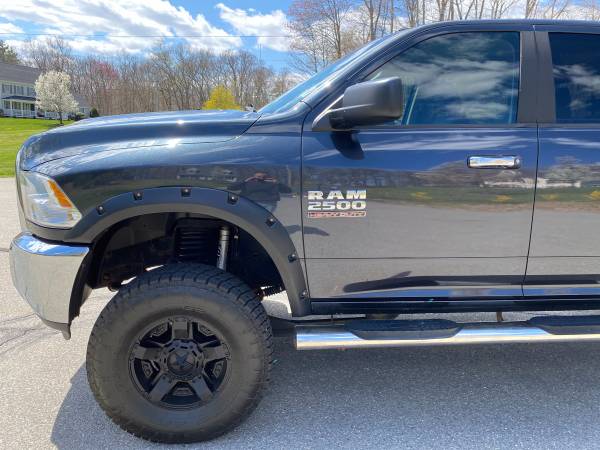 2014 DODGE RAM 2500 CREW CAB SHORTBED SLT LIFTED 4X4 - cars & for sale in Plaistow, MA – photo 9