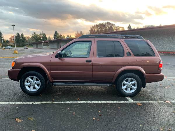 2004 nissan pathfinder 172k 4x4 - cars & trucks - by owner - vehicle... for sale in Portland, OR – photo 2