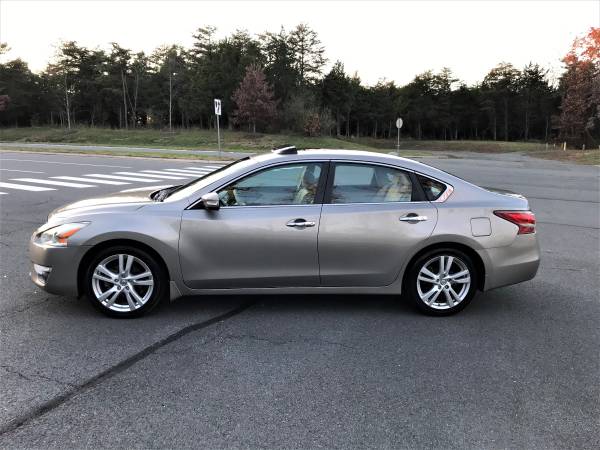 2013 Nisan Altima SL, Extra Clean, Fully Loaded, Great Condition -... for sale in Sterling, District Of Columbia – photo 5