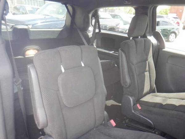 2014 Dodge Grand Caravan SE 30th Anniversary - - by for sale in Des Moines, IA – photo 2