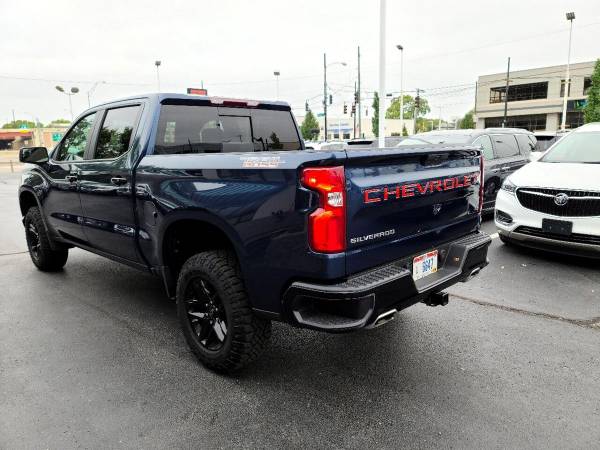 2019 Chevrolet Chevy Silverado 1500 4WD Crew Cab 147 LT Trail Boss -... for sale in Dayton, OH – photo 5