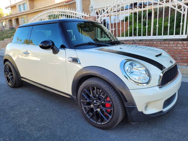 2009 Mini John Cooper Works JCW 211hp 6 Speed Manual White Gas Saver for sale in Los Angeles, CA – photo 17