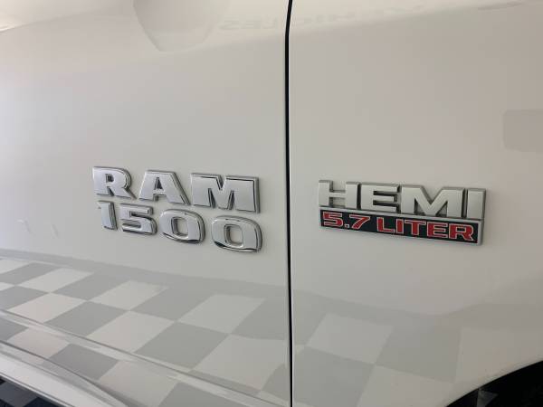2018 Ram 1500 Big Horn 5.7L Hemi V8 4wd Crew Cab 6 1/2' Box - cars &... for sale in Cambridge, MN – photo 18