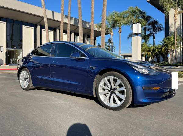 2019 Tesla Model 3 SR+, 8,500 Miles, Autopilot, Carpool stickers -... for sale in Irvine, CA – photo 2