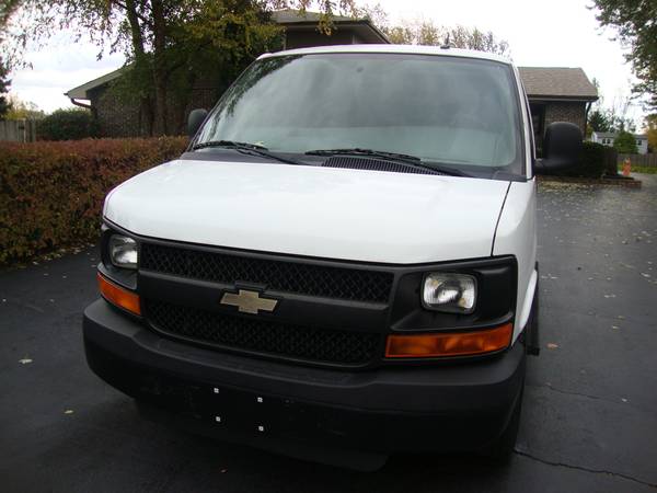 2015 Chevy Express 12 Passenger Van for sale in Racine, MI – photo 7