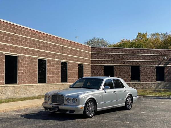 2005 Bentley Arnage R - The Ultimate Bentley - LOW Miles only 29k for sale in Madison, WI – photo 2