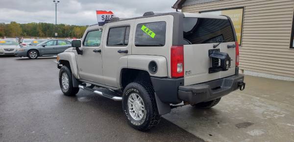 **SWEET**2007 HUMMER H3 4WD 4dr SUV for sale in Chesaning, MI – photo 4