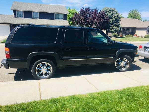 2001 Chevrolet Suburban for sale in West Richland, WA – photo 2